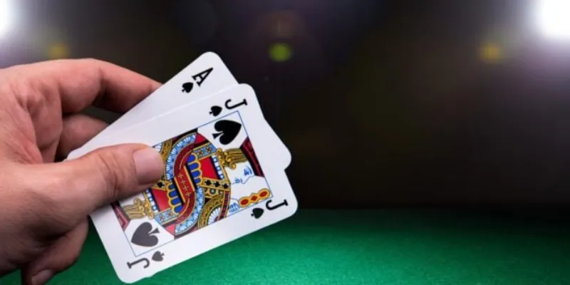 Mẹo chơi Blackjack dễ thắng - Hướng dẫn cách rút bài chuẩn xác 4 Mẹo chơi Blackjack dễ thắng từ cao thủ hàng đầu